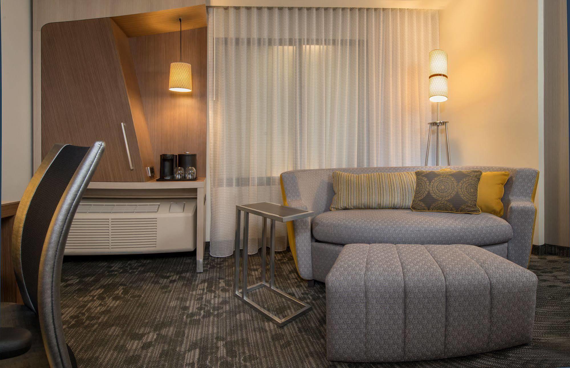 คอร์ตยาร์ด ซานดิเอโก เอล คาฮอน Hotel เอลคาฮอน ภายนอก รูปภาพ